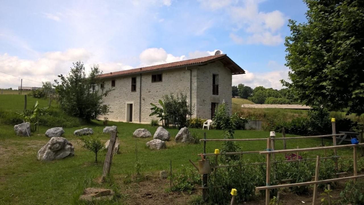 Le Gite Du Moulin De Gramont Bidache Esterno foto